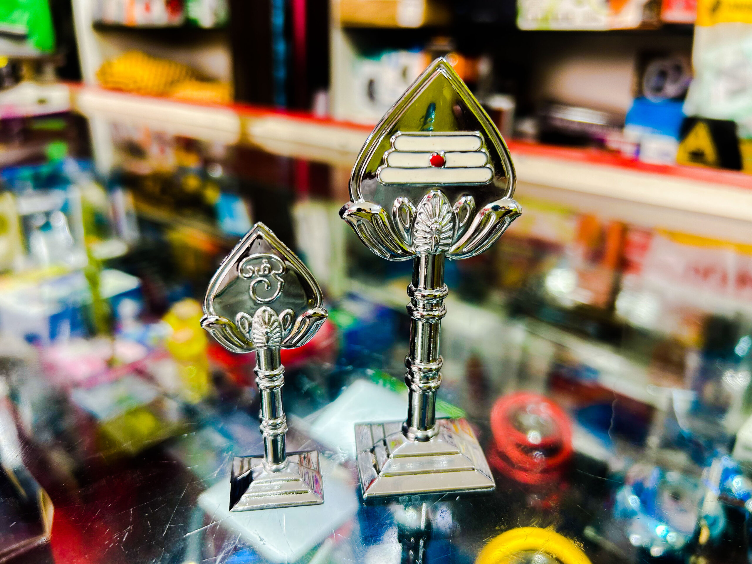 vel for car dashboard