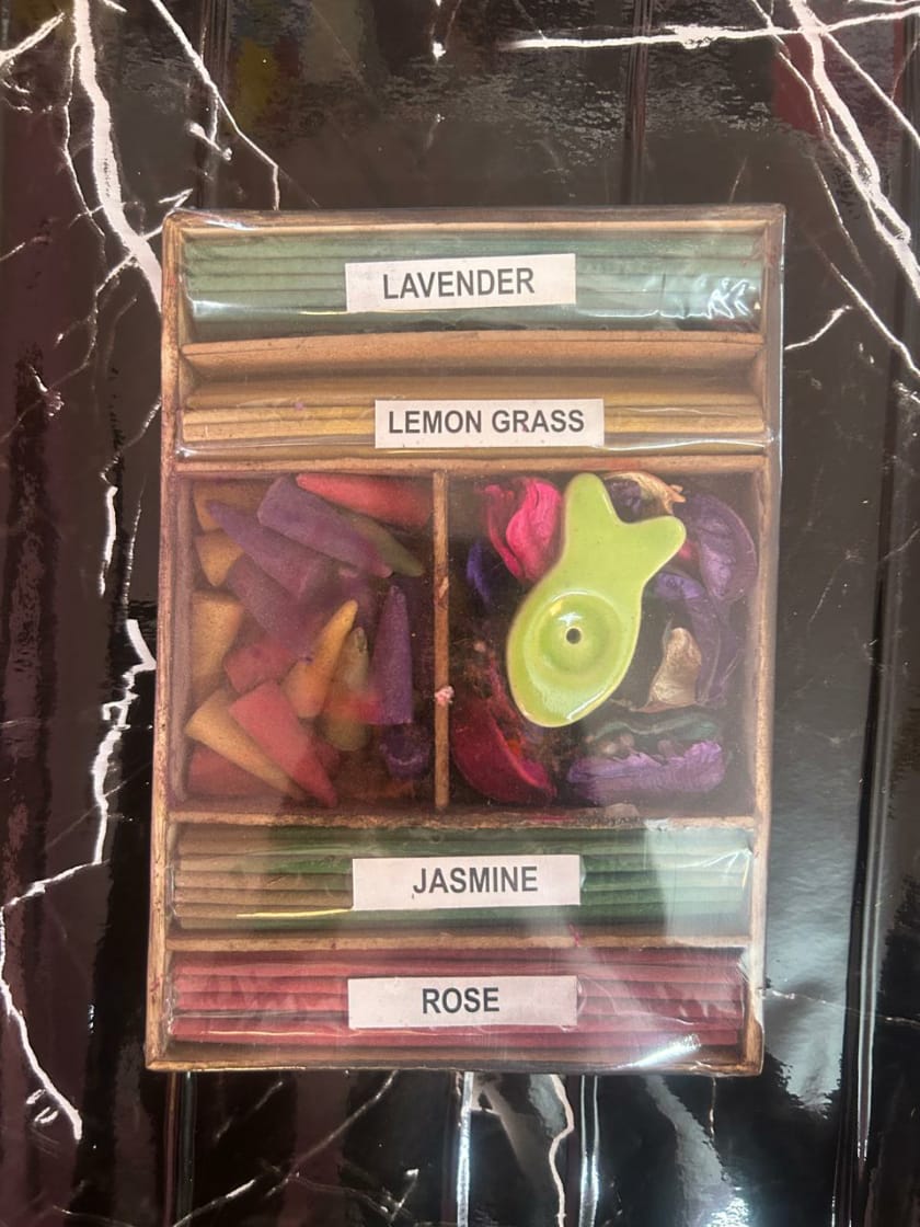 agarbattis/ incense